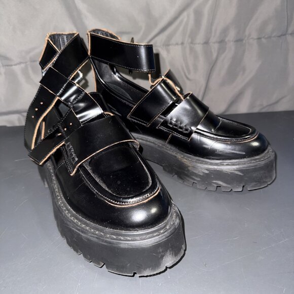 Steve Madden Rogue Black Ankle Bootie Women's 7.5 Platform Biker Buckle Up - Picture 15 of 16